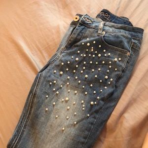 Rue 21 high waisted pearl embellished ankle jeans